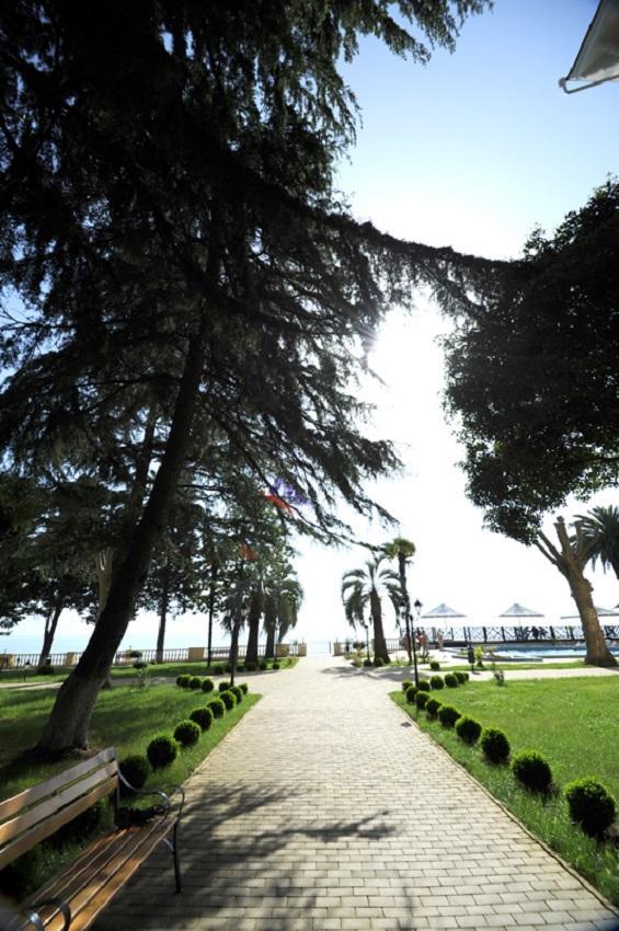 Hotel Lazurniy Bereg Gagra Exteriér fotografie