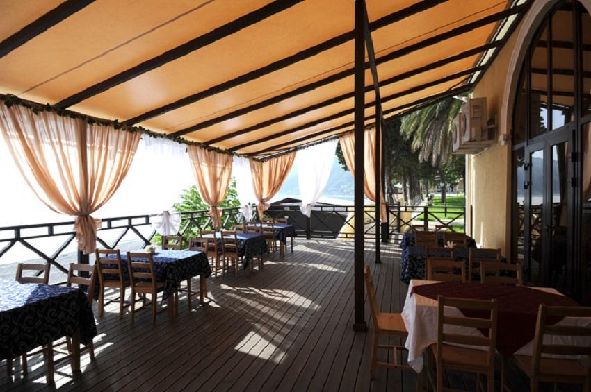 Hotel Lazurniy Bereg Gagra Exteriér fotografie