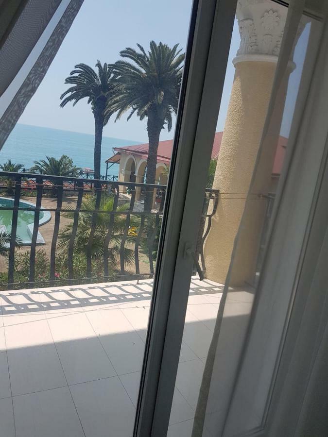 Hotel Lazurniy Bereg Gagra Exteriér fotografie