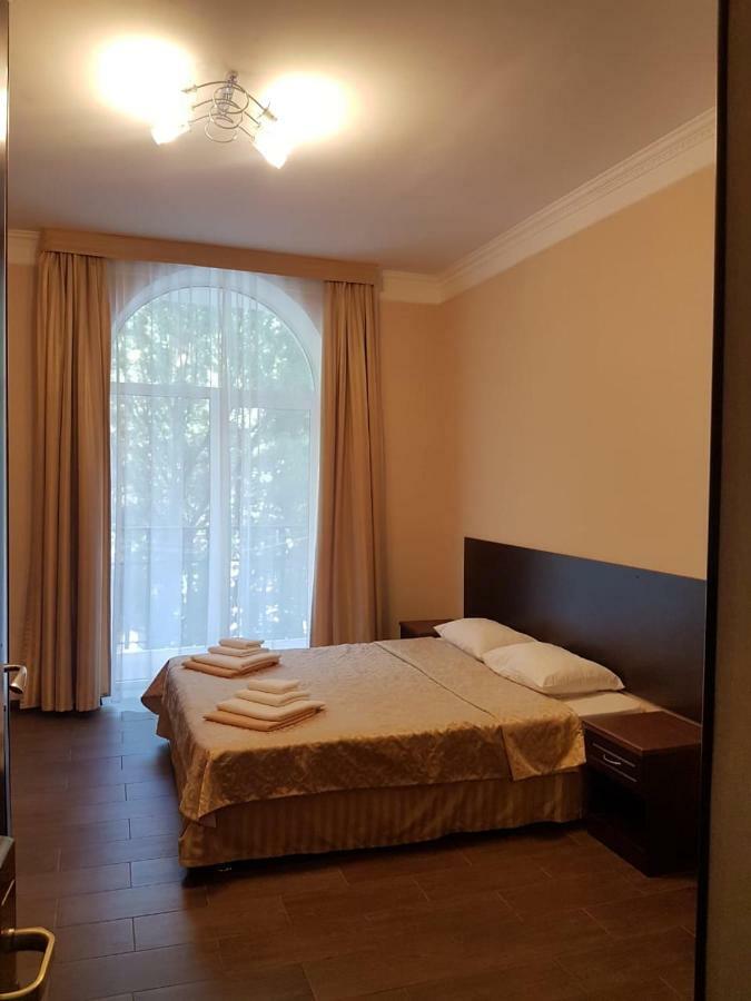 Hotel Lazurniy Bereg Gagra Exteriér fotografie