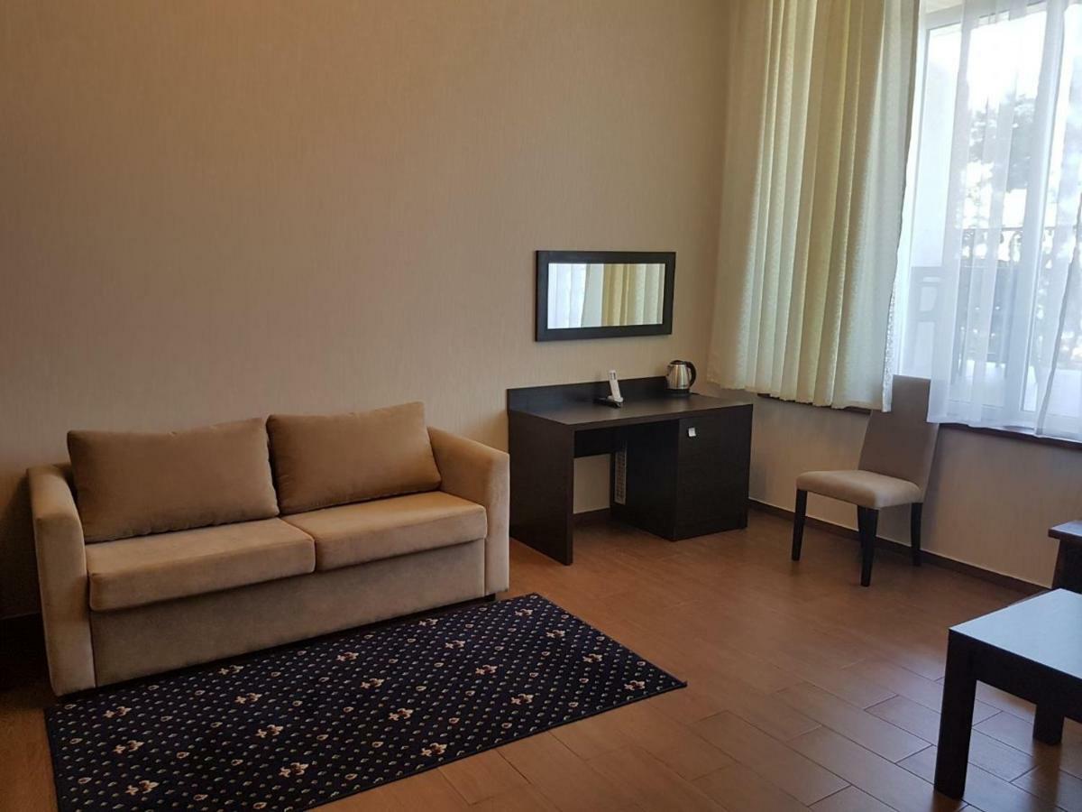 Hotel Lazurniy Bereg Gagra Exteriér fotografie