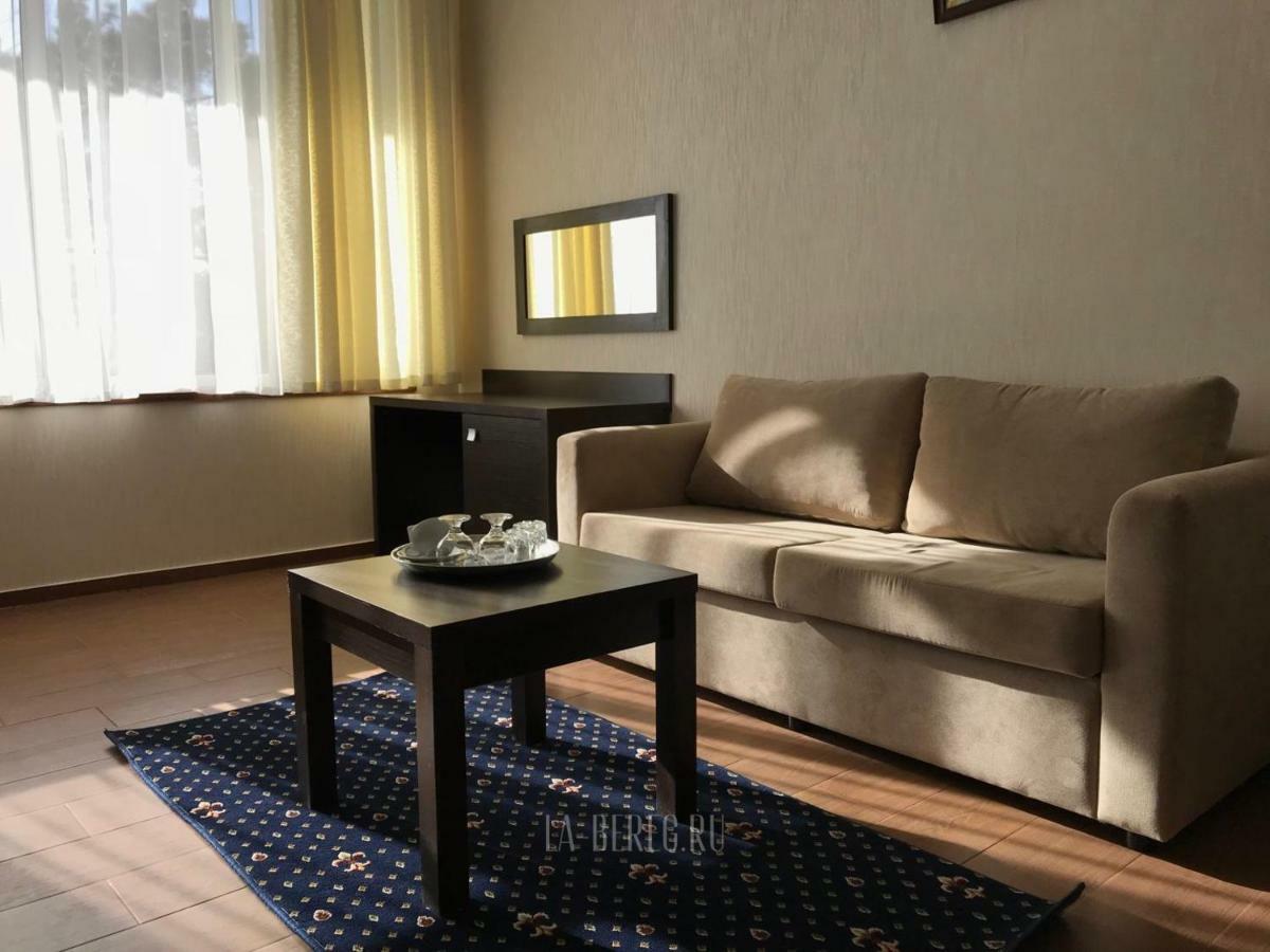 Hotel Lazurniy Bereg Gagra Exteriér fotografie
